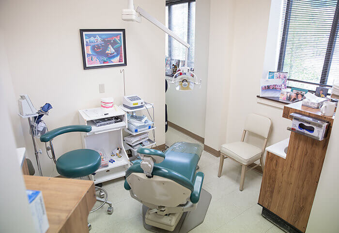 Well appointed dental treatment room